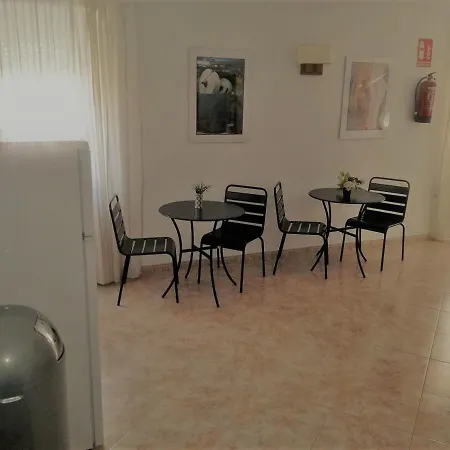 Motel Subirats Perello *